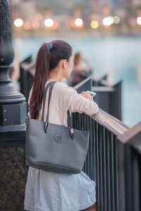 Large shoulder bags